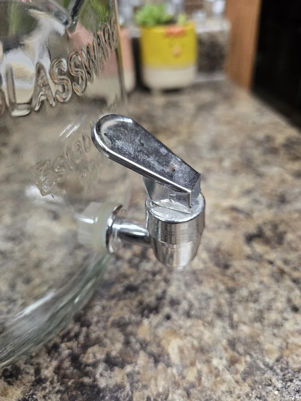 Clear Glass Beverage Dispenser with Spigot - Glassware